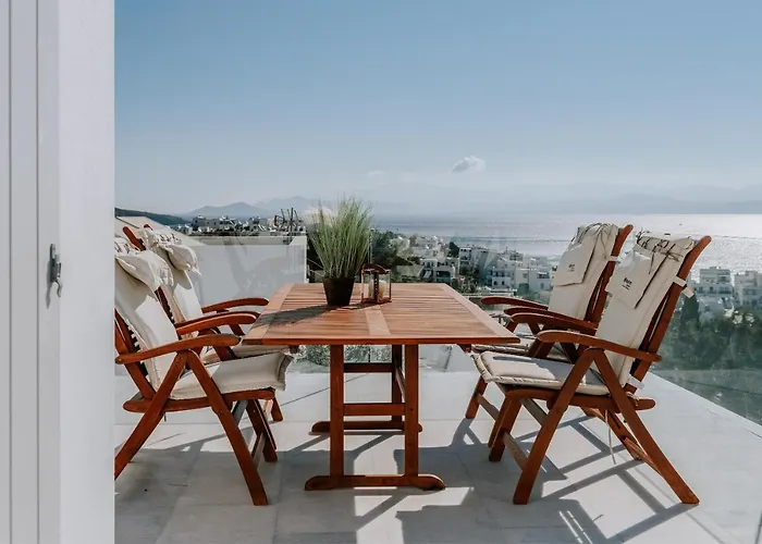 Sunsenses Ariadne Piso Livadi